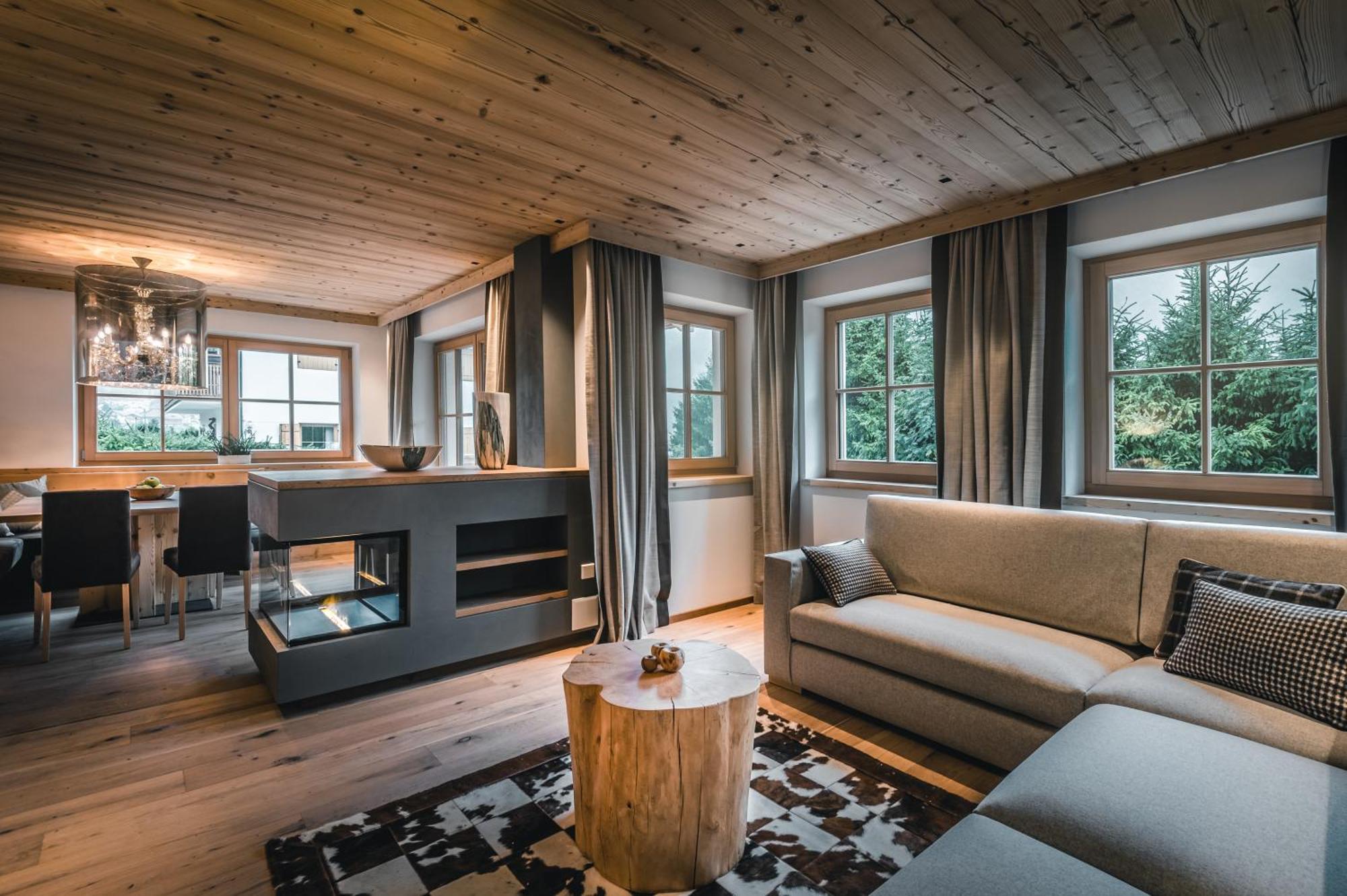Liondes Chalets San Vigilio Di Marebbe Exteriér fotografie